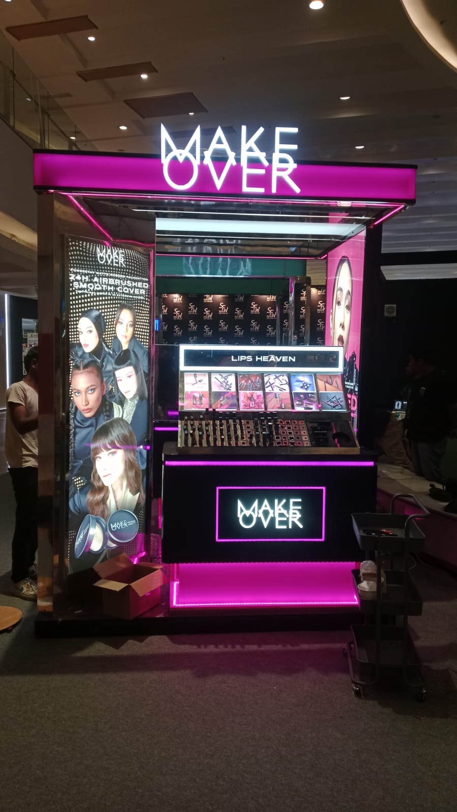 BOOTH MAKEOVER SUMUT FASHION WEEK