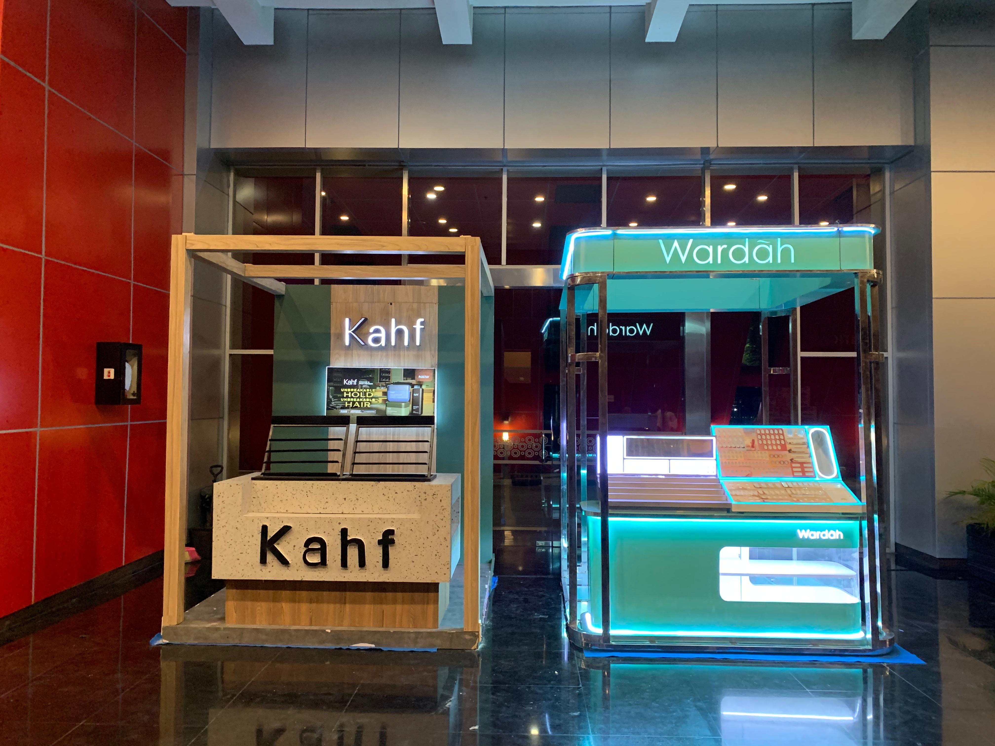 BOOTH WARDAH KAJIAN HANAN ATAKI